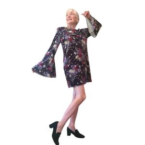 Likely Velvet Floral Bell Sleeve Office Outing Dress sz 4 black multi